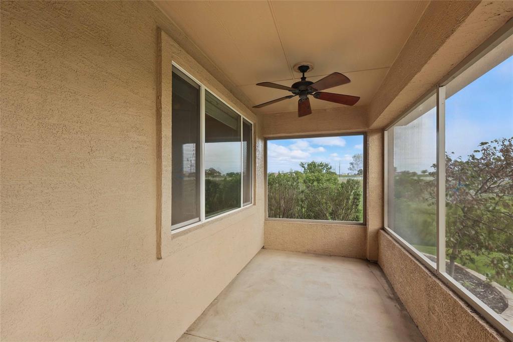 10112 Parkcrest Court Property Photo 32