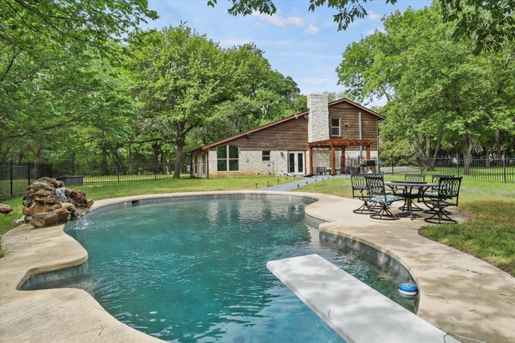 760 Knoll Road Property Photo