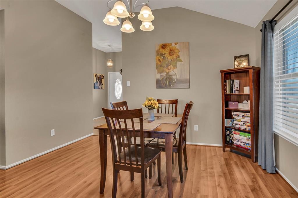 1108 Courtney Drive Property Photo 6