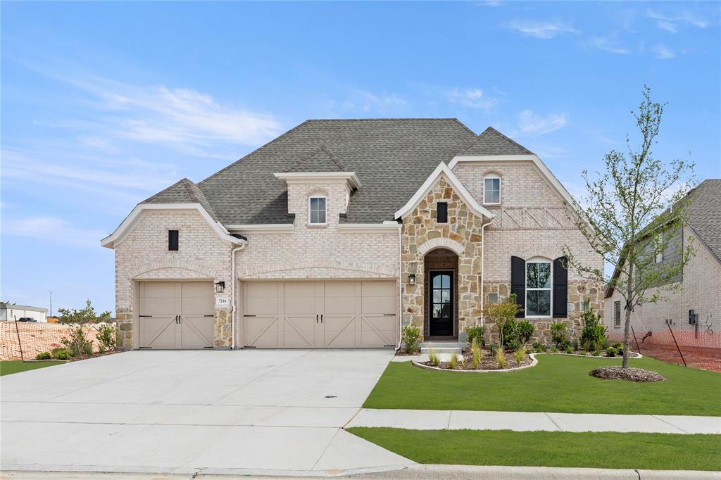 7216 Oak Knoll Place Property Photo 1