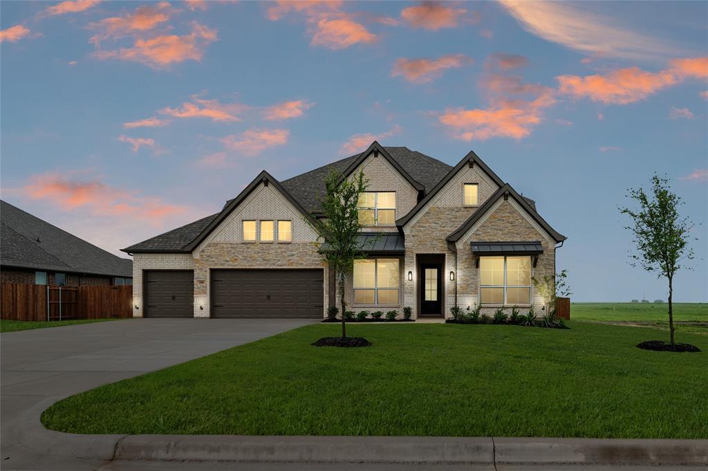 108 Howling Property Photo