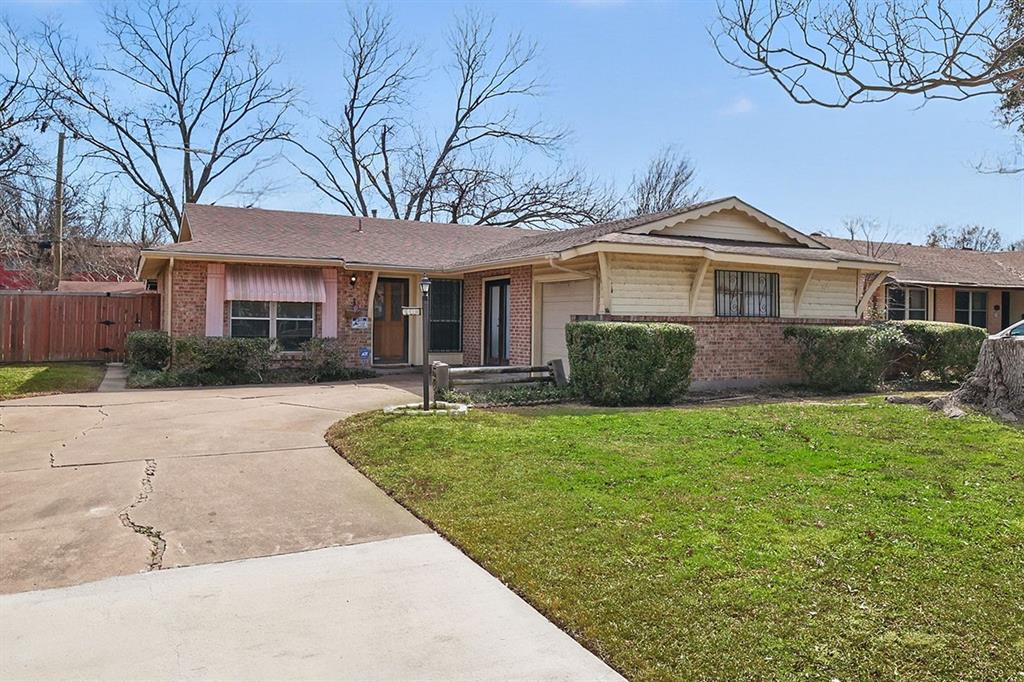 3310 Ruidosa Avenue Property Photo