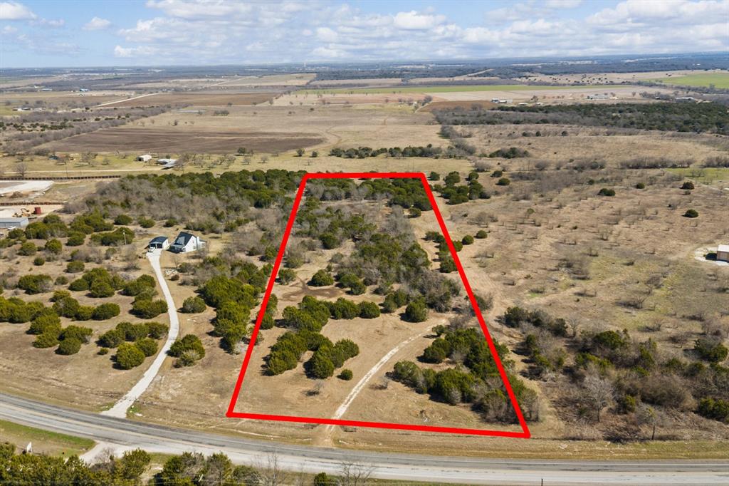 0008 Real Estate Listings Main Image