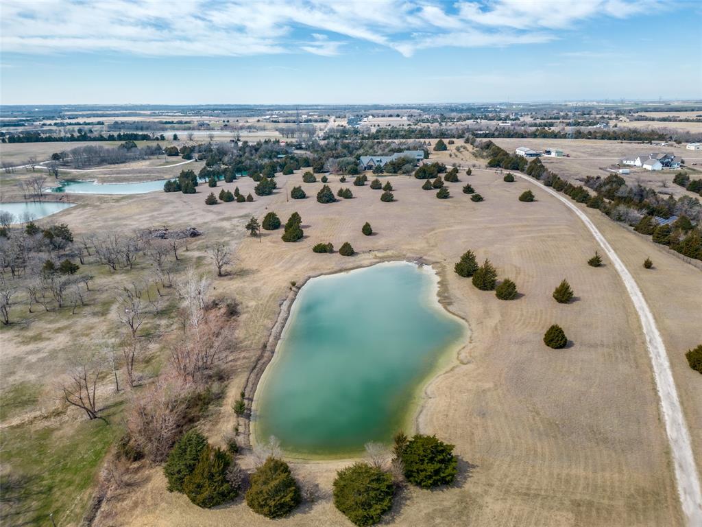 2727 Lone Star Road Property Photo