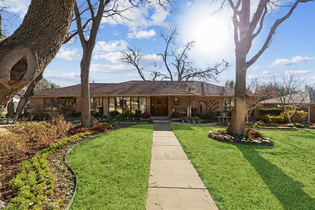14230 Edgecrest Drive Property Photo
