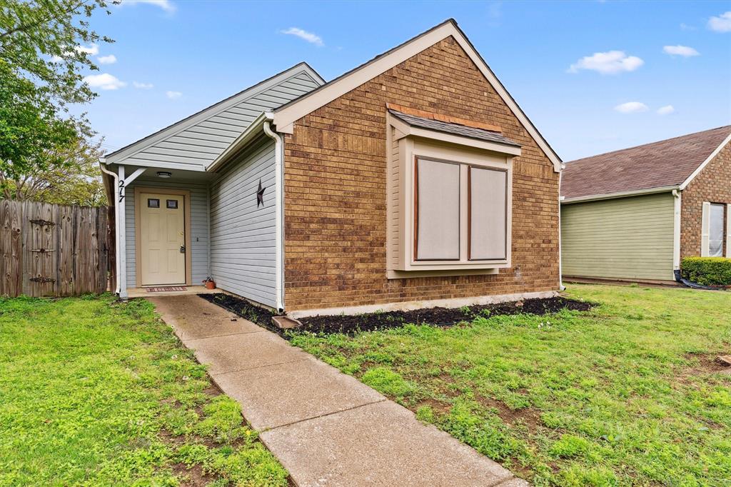 217 Teakwood Lane Property Photo