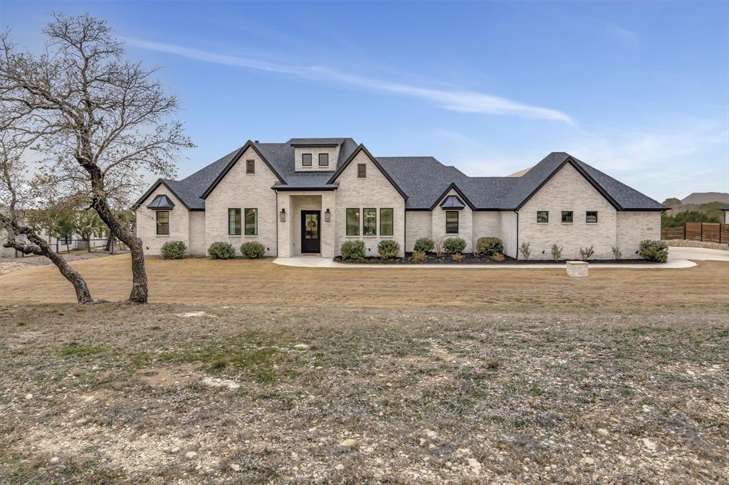 1074 Kingsley Court Property Photo