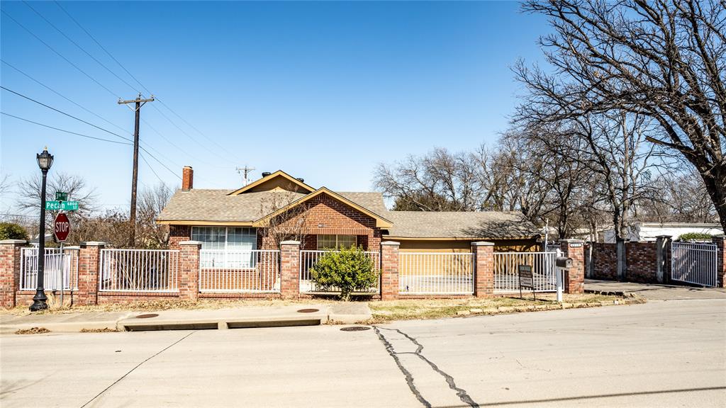 6810 Pecan Street Property Photo