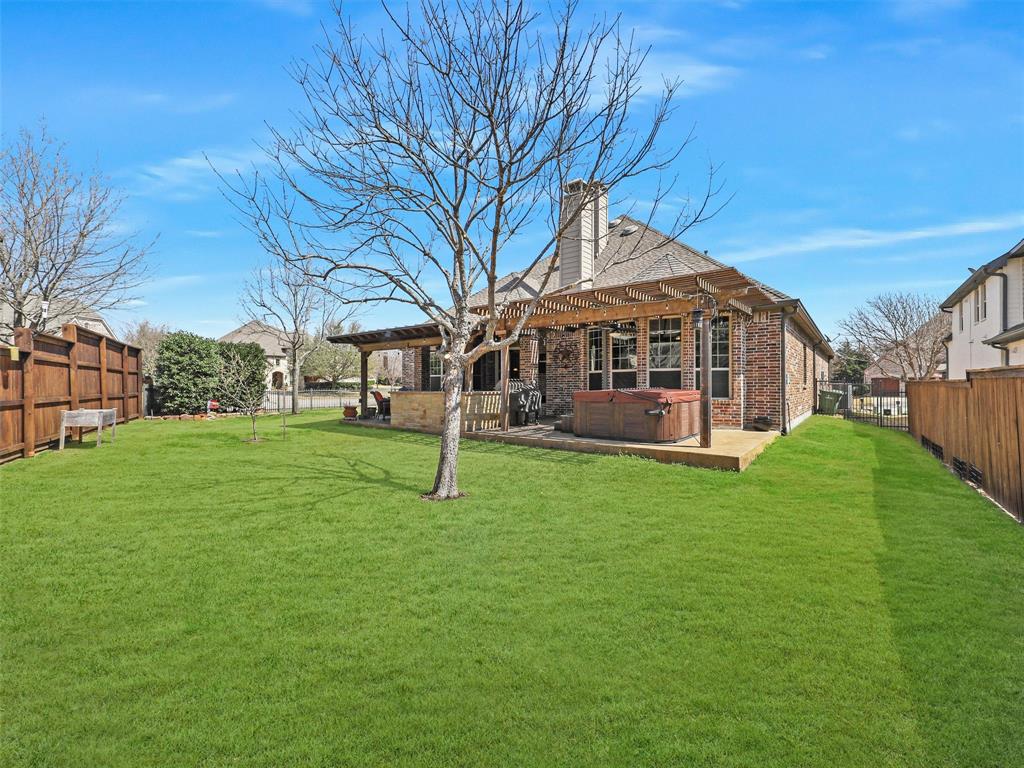 741 Butchart Drive Property Photo 3