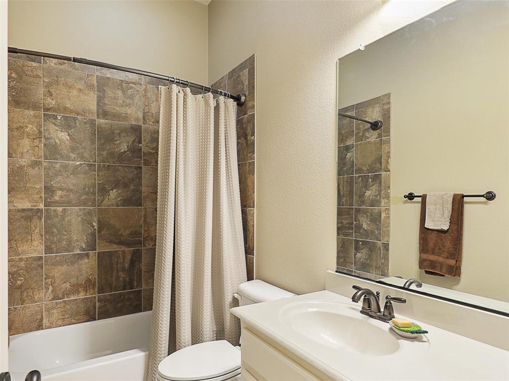 741 Butchart Drive Property Photo 27