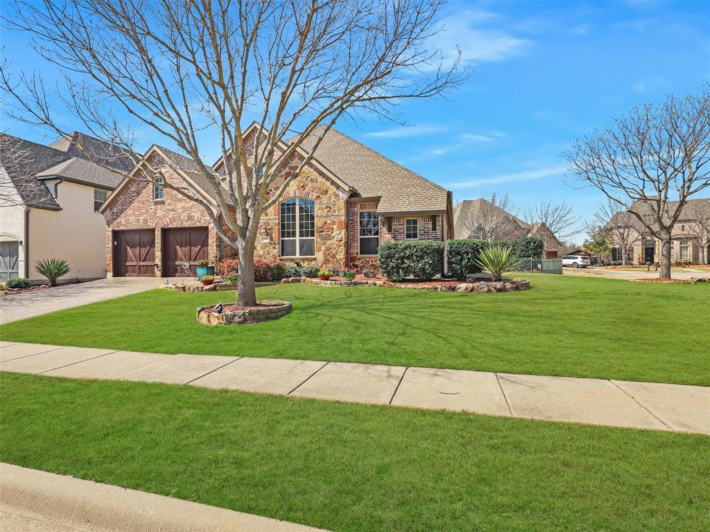 741 Butchart Drive Property Photo 39