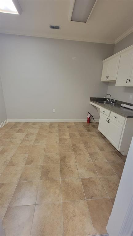 8765 Stockard Drive Property Photo 9