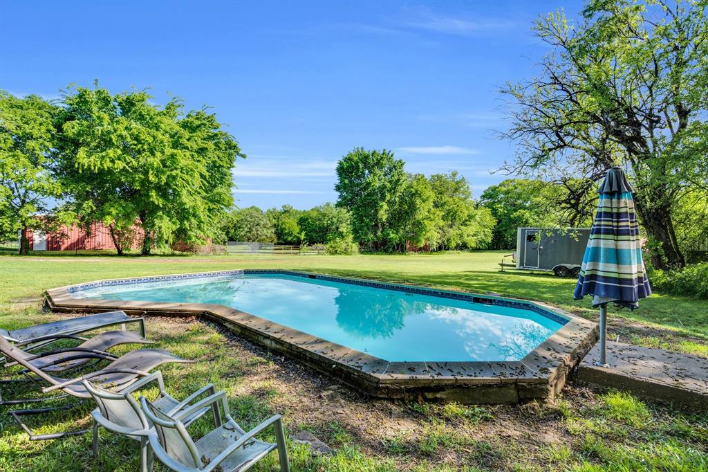 1047 Batchler Road Property Photo 1