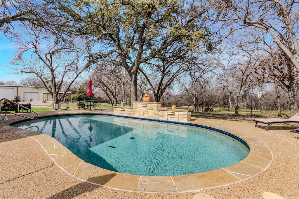 1646 Walnut Street Property Photo 3