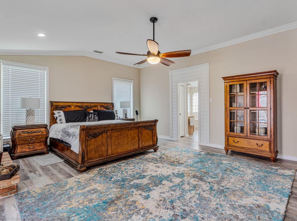 1646 Walnut Street Property Photo 16