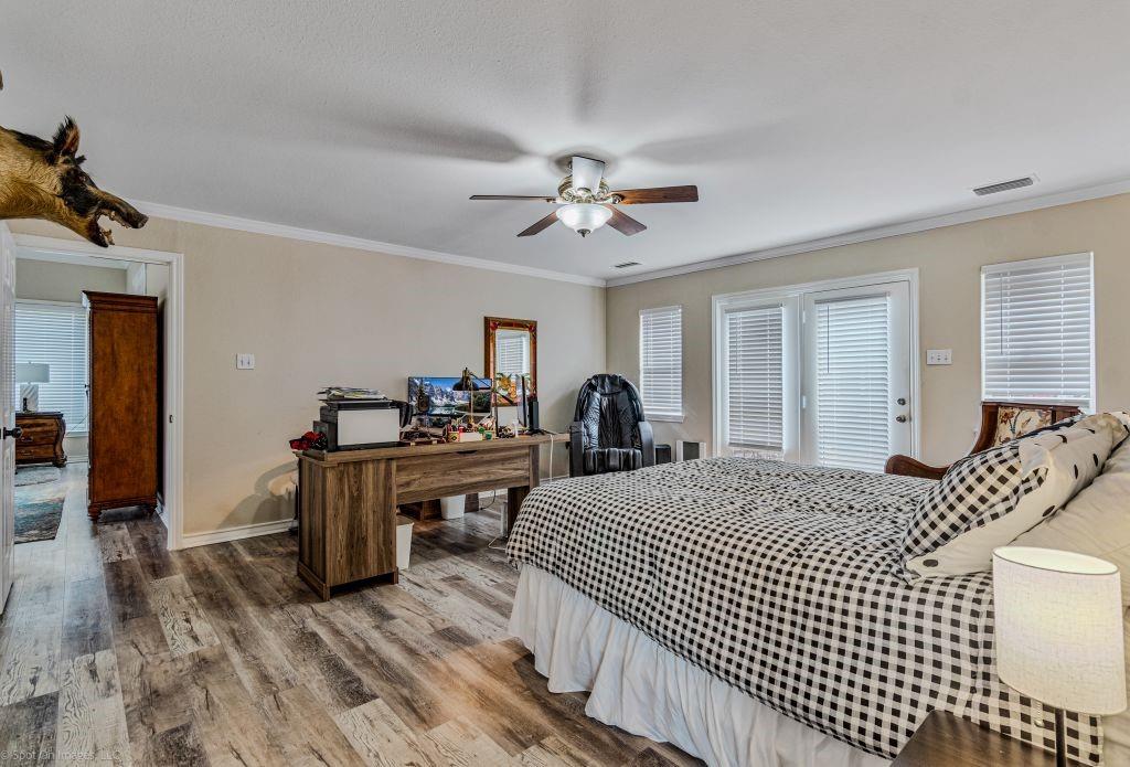 1646 Walnut Street Property Photo 19