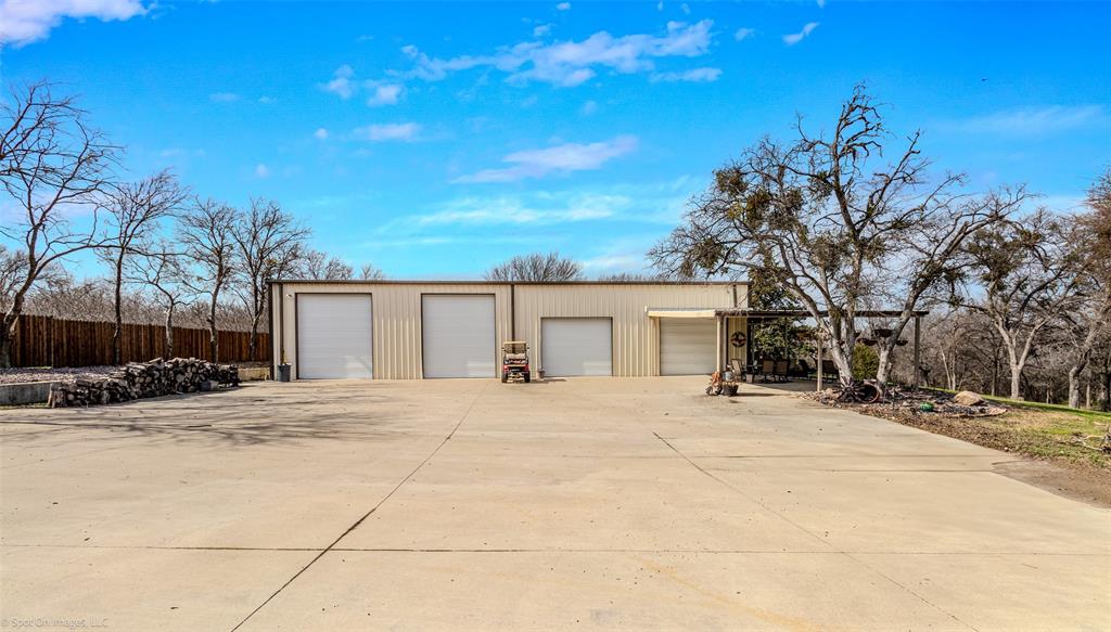 1646 Walnut Street Property Photo 23