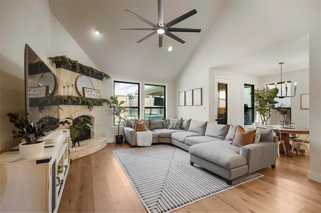 1506 Carnation Street Property Photo