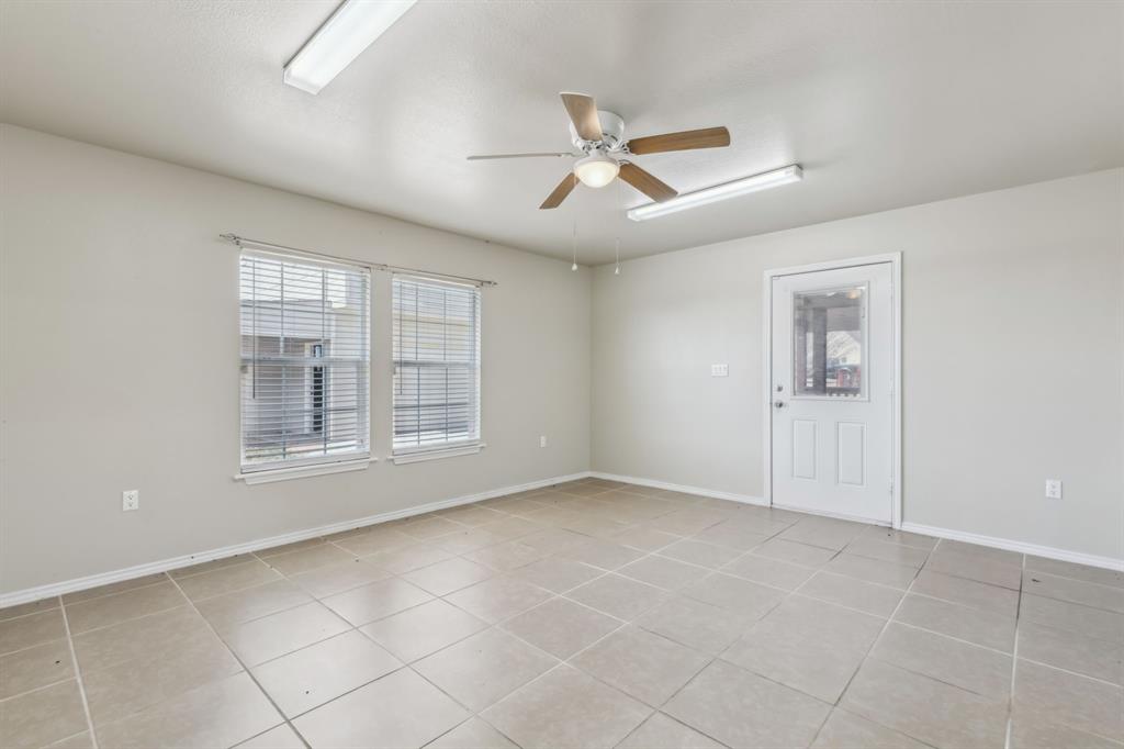 12240 Wellington Road Property Photo 25