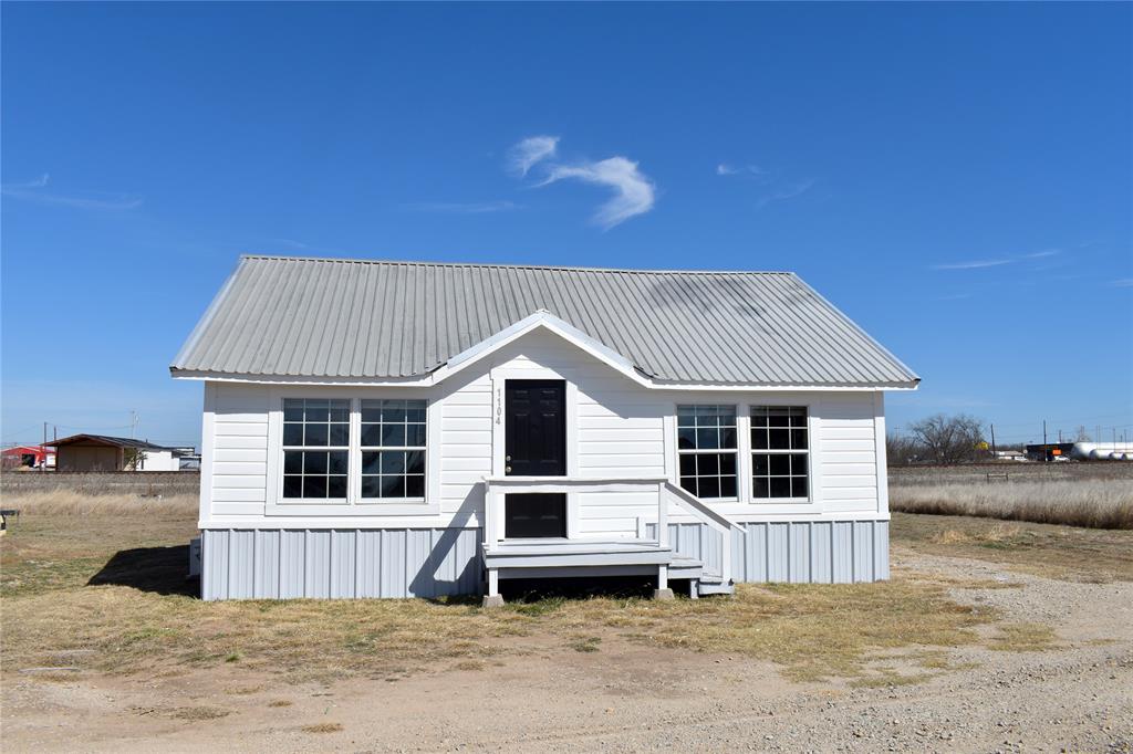 1104 Gantt Street Property Photo