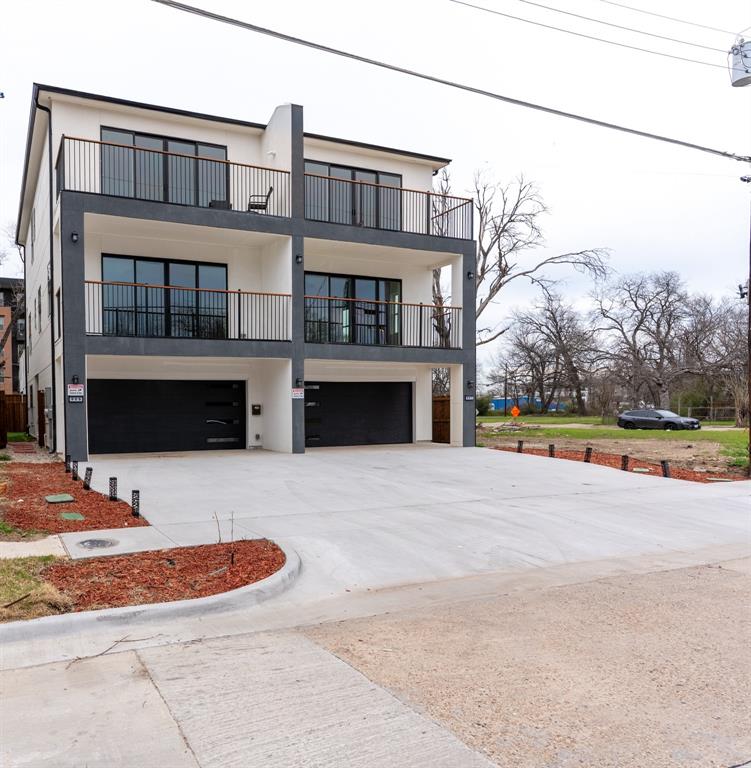 909 Bayonne Street Property Photo