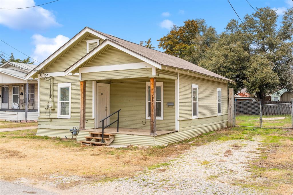 229 W Jerden Property Photo