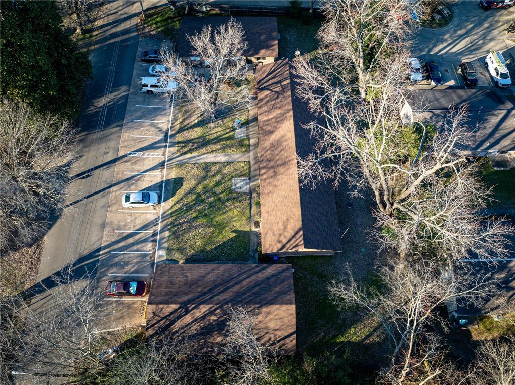 1006 Plum Street Property Photo 5