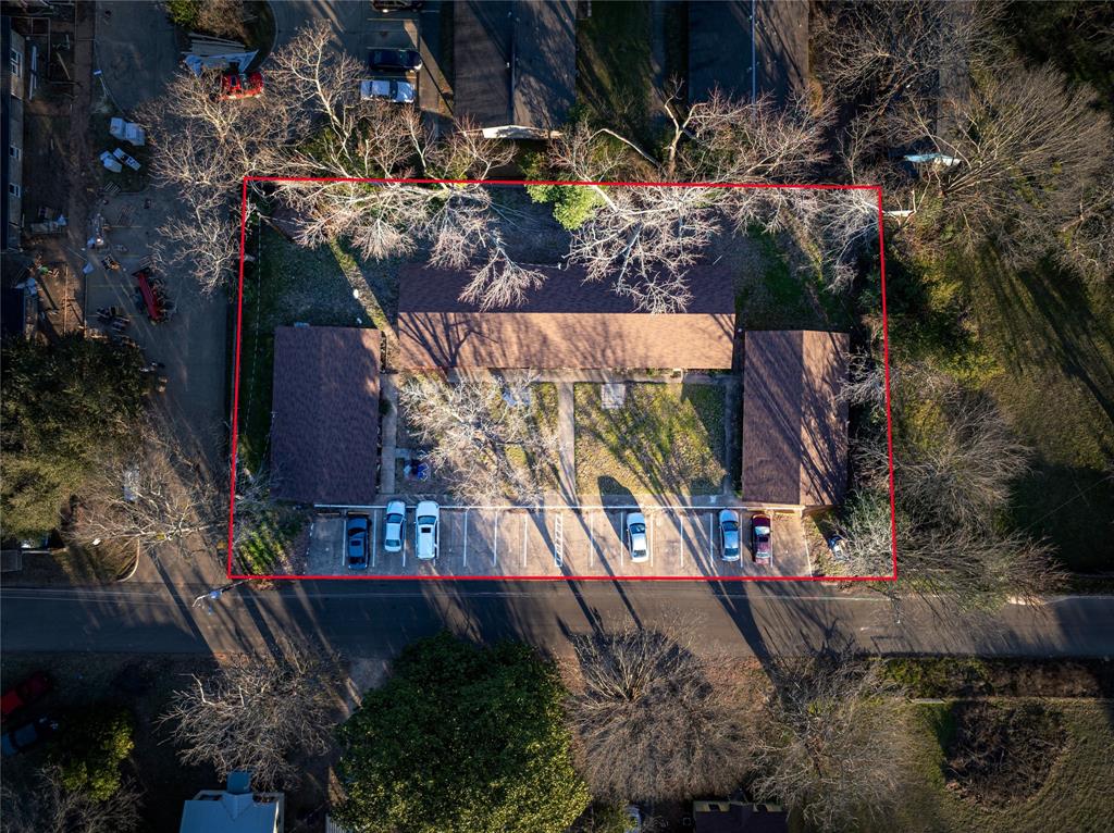 1006 Plum Street Property Photo 10
