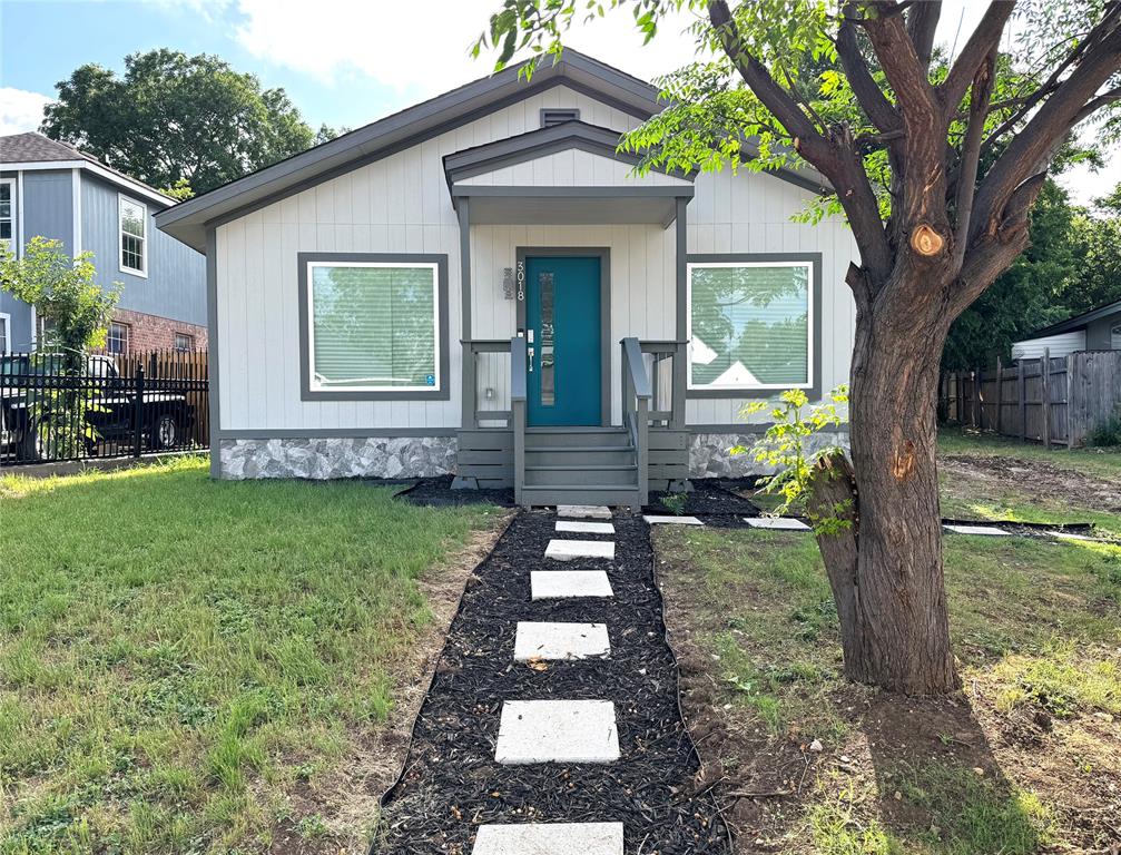3018 Refugio Avenue Property Photo