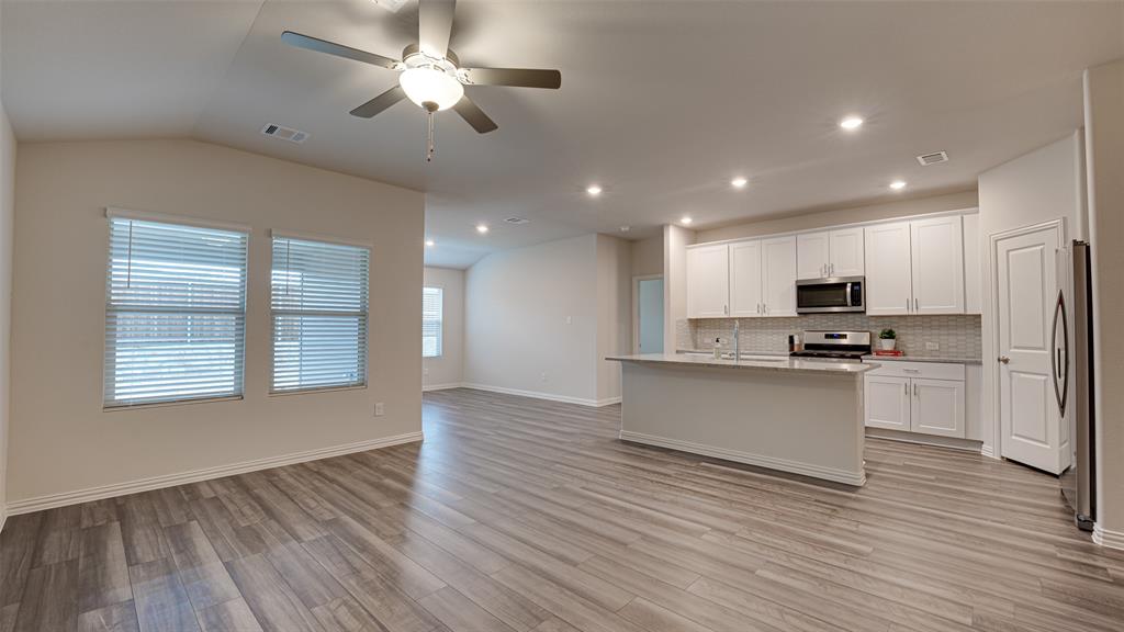 1115 Enchanted Rock Lane Property Photo 8