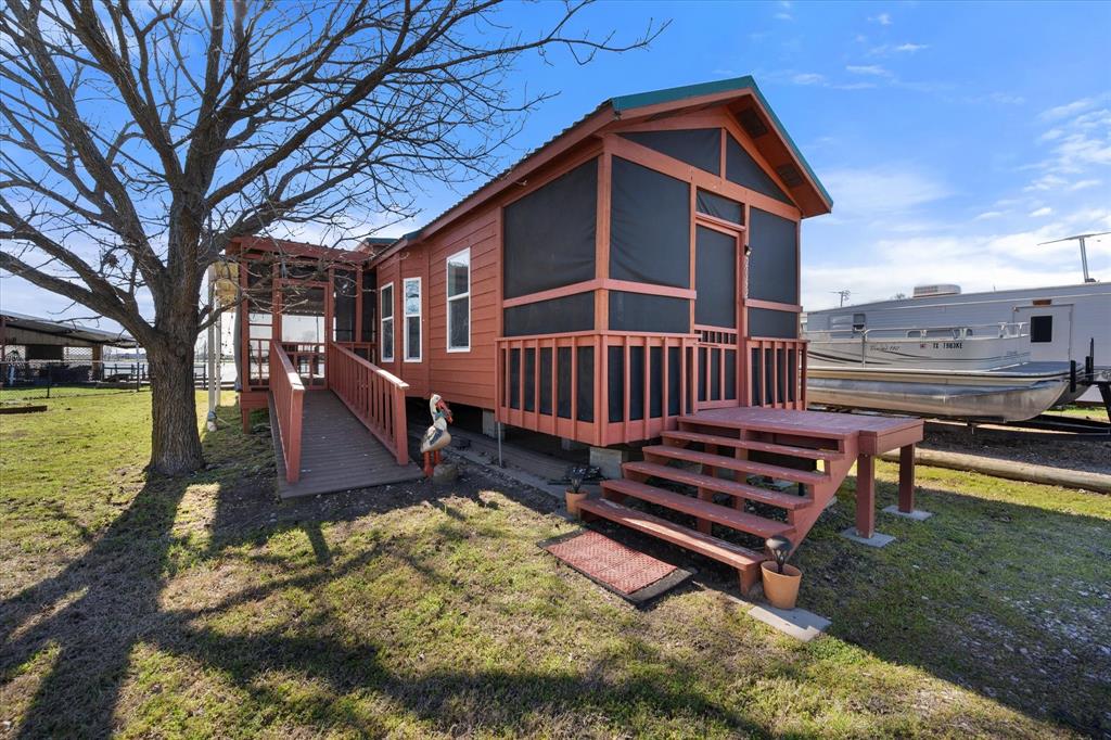 2092 Pelican Isle Drive Property Photo