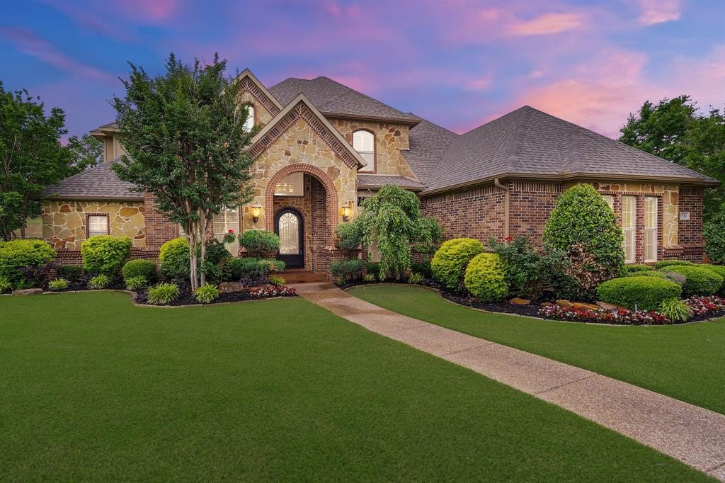 1516 Hawthorne Lane Property Photo