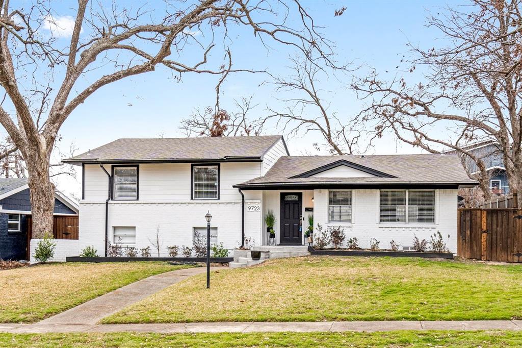9723 Queenswood Lane Property Photo