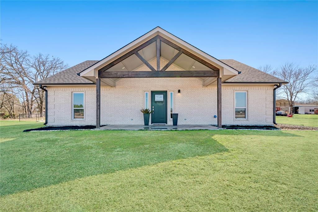586 Fm 3298 Property Photo