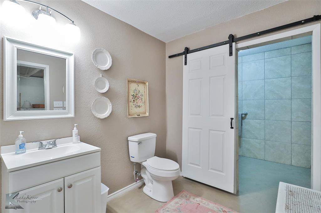 402 North Street Property Photo 28