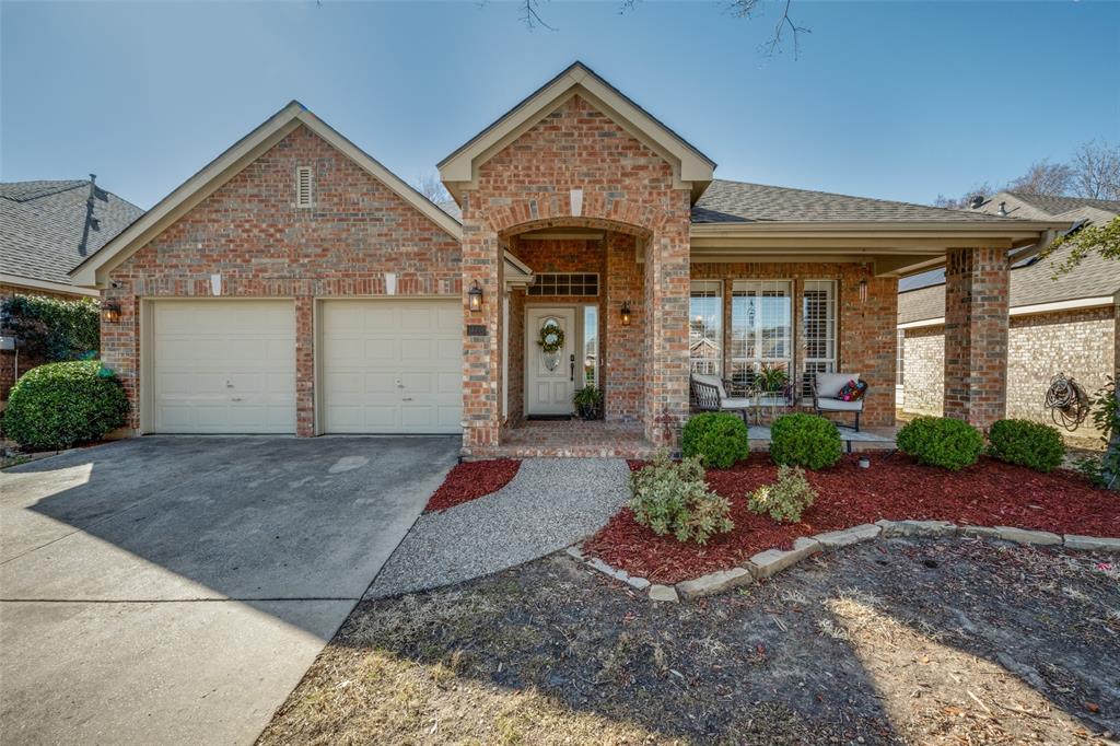 1605 Shadow Crest Drive Property Photo 1