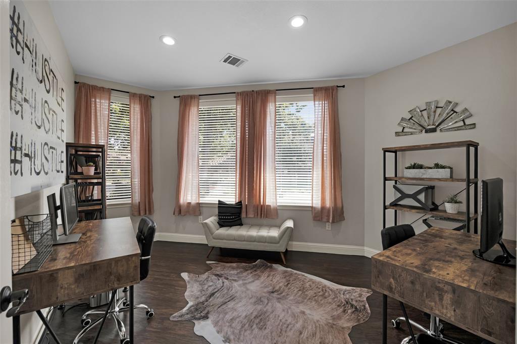 550 N Walnut Creek Drive 100-a,b,c,d Property Photo 15