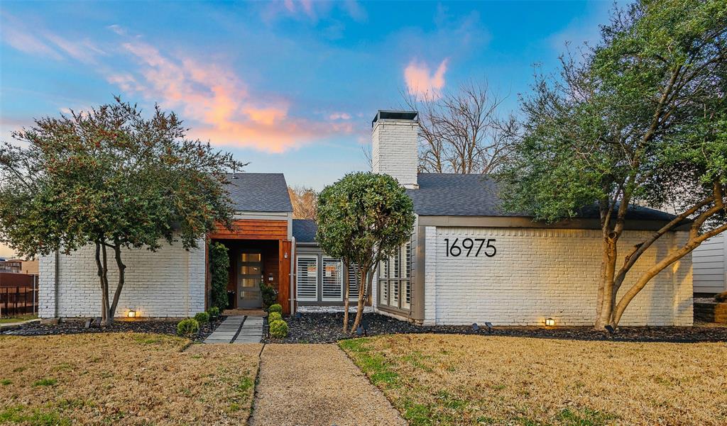 16975 Davenport Court Property Photo