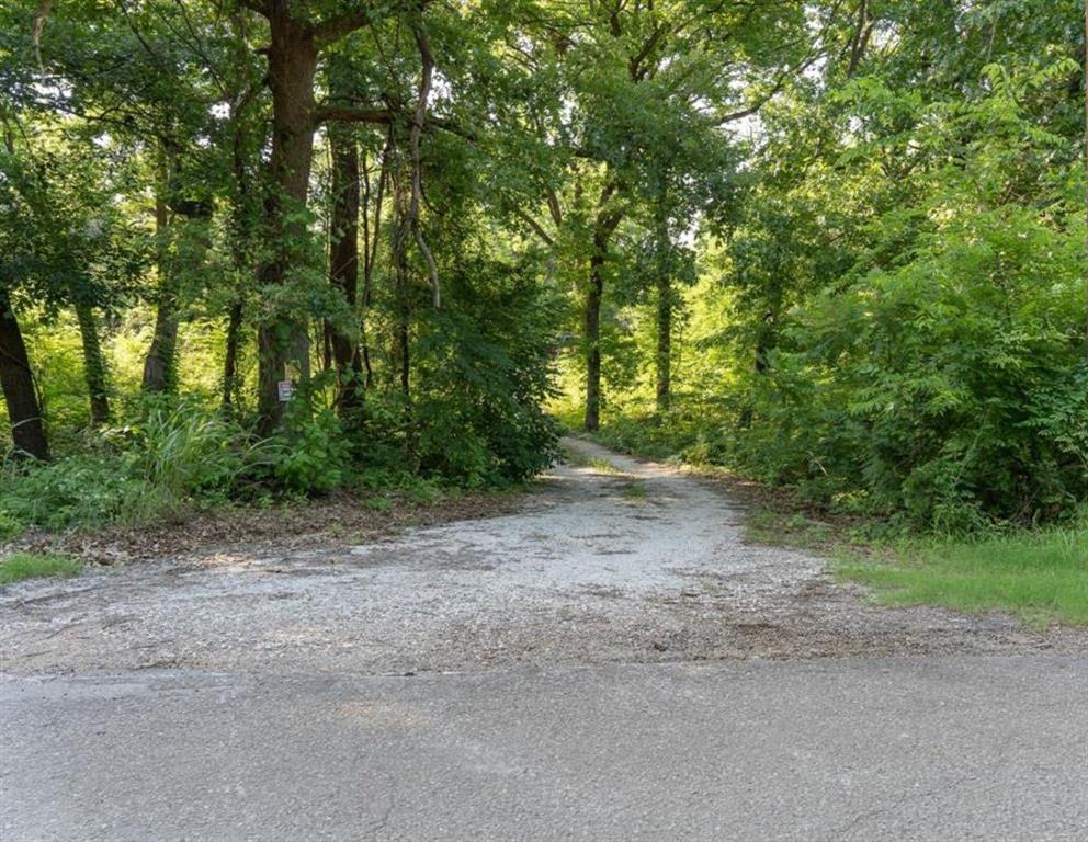 2190 County Rd 1215 Road Property Photo