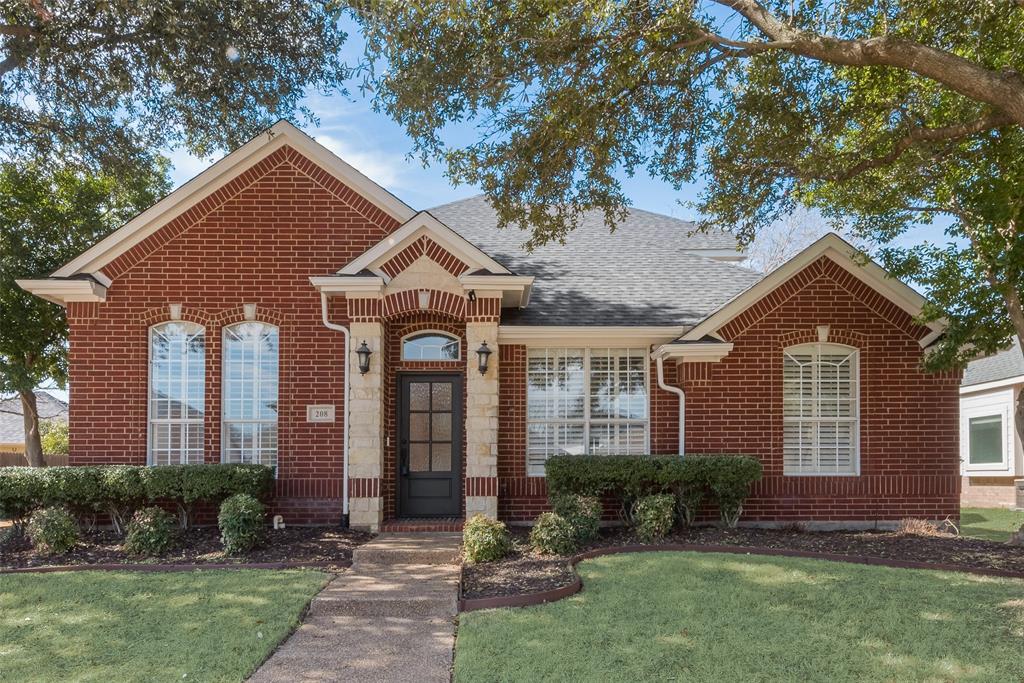 208 Longview Court Property Photo