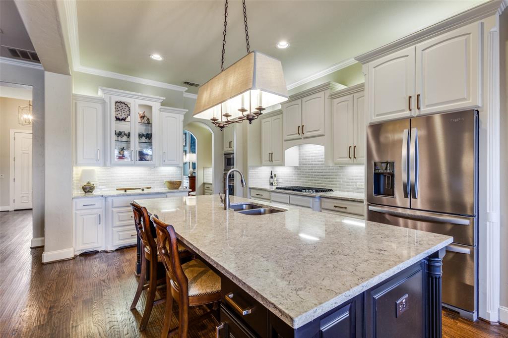 1313 Stoneoak Drive Property Photo 8