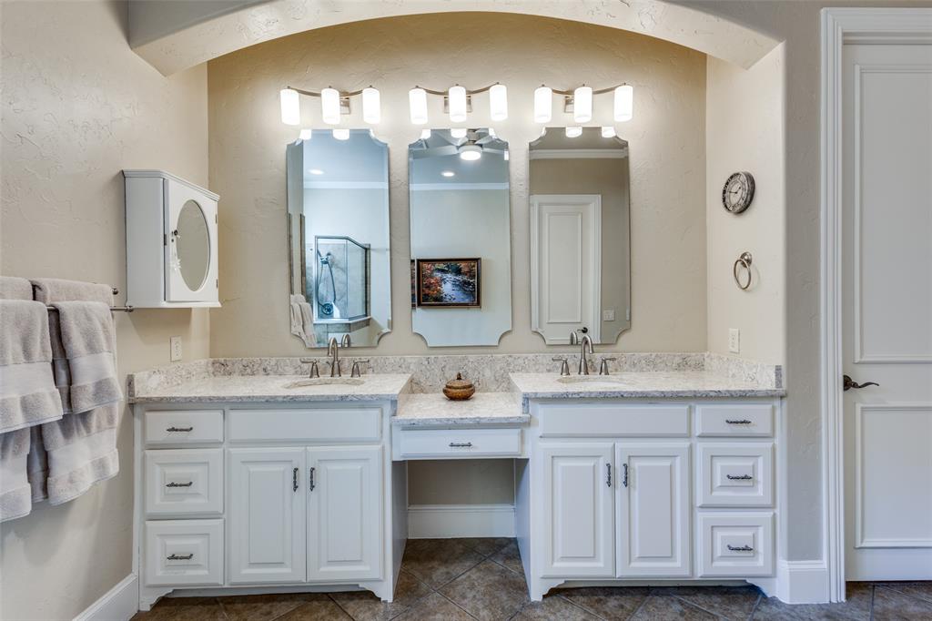 1313 Stoneoak Drive Property Photo 19