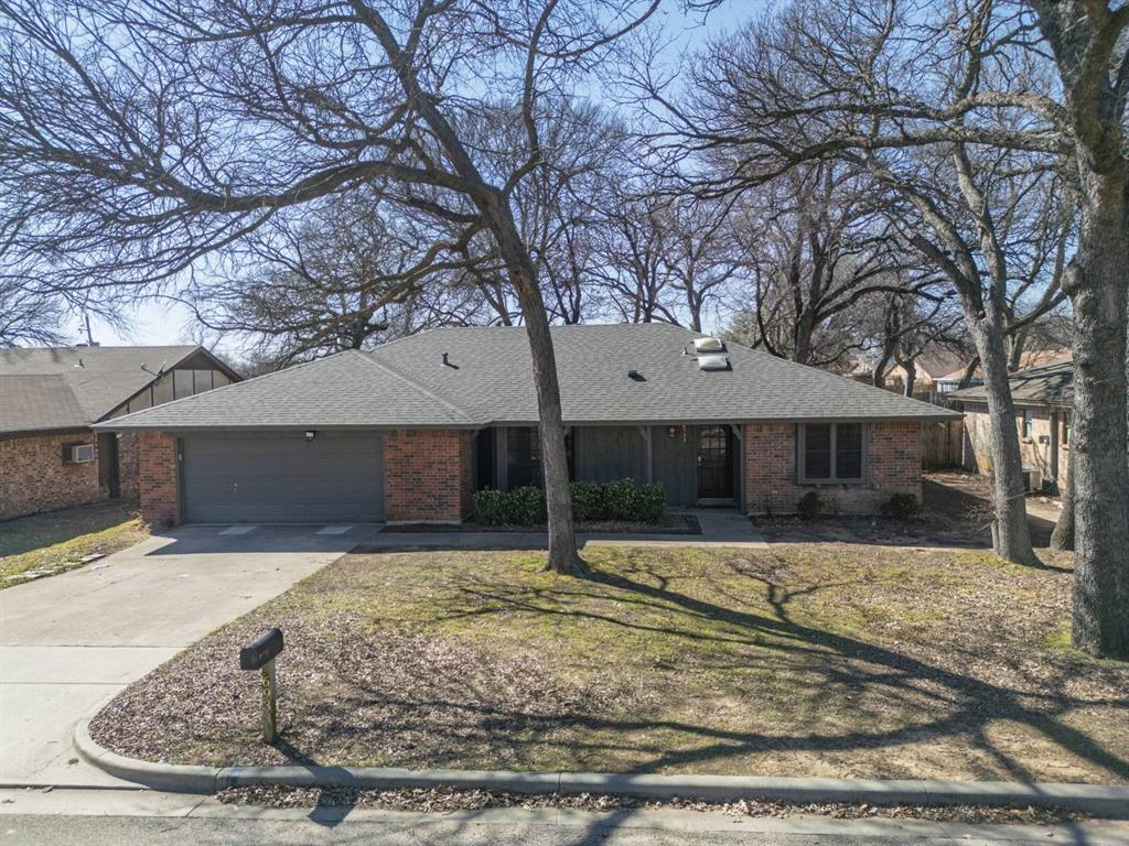 6933 Briardale Drive Property Photo