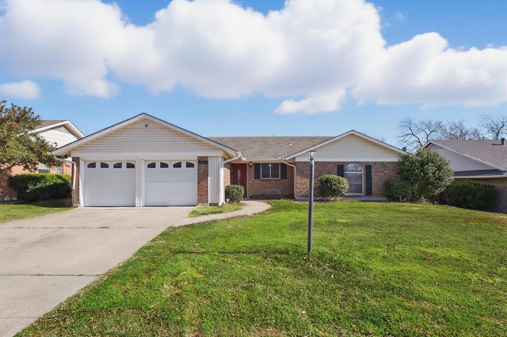2925 Portales Drive Property Photo