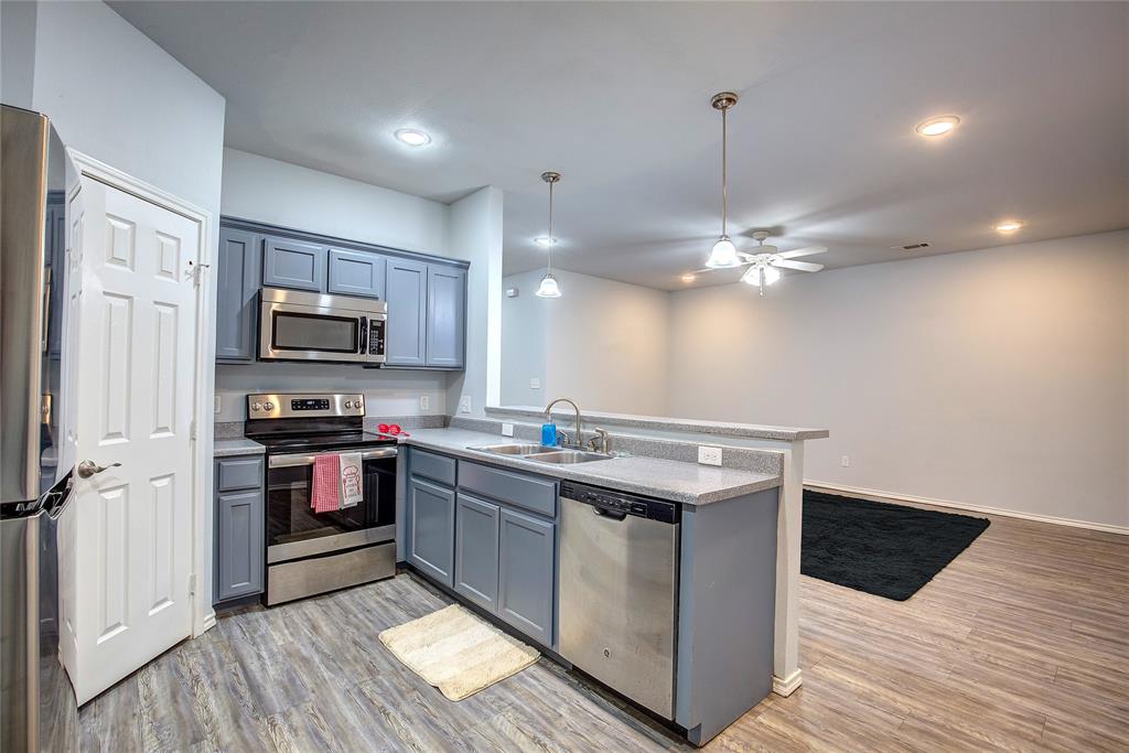 1721 Division Street Property Photo