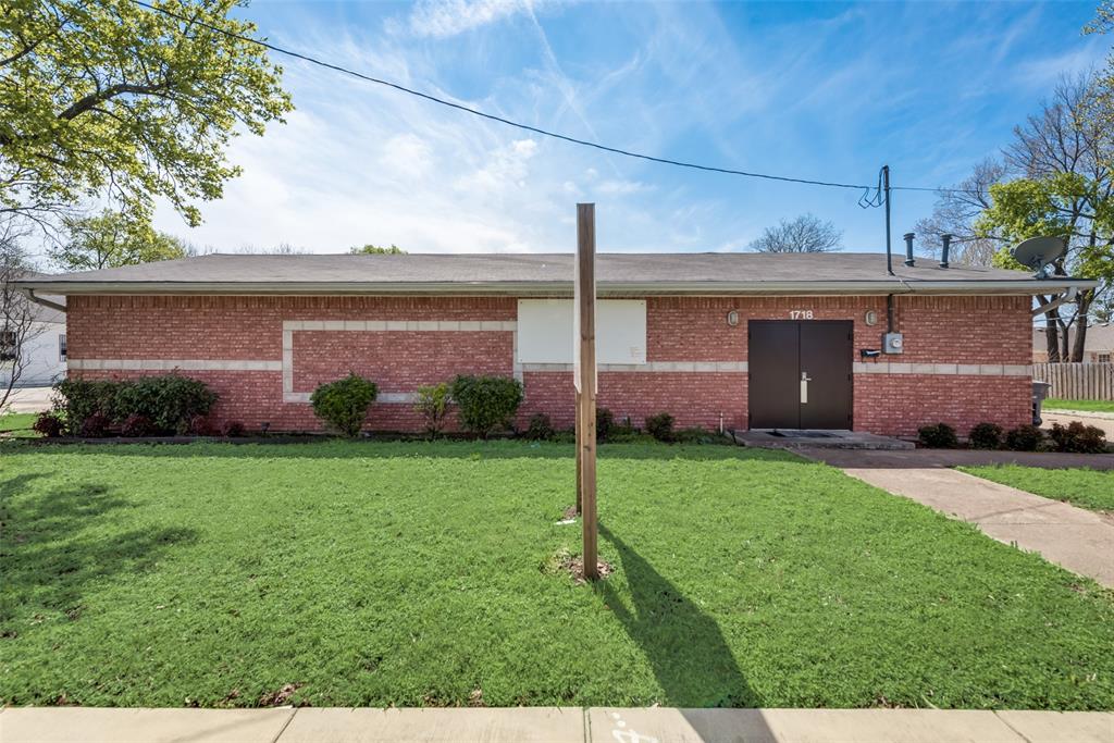 1718 Bayside Street Property Photo 3