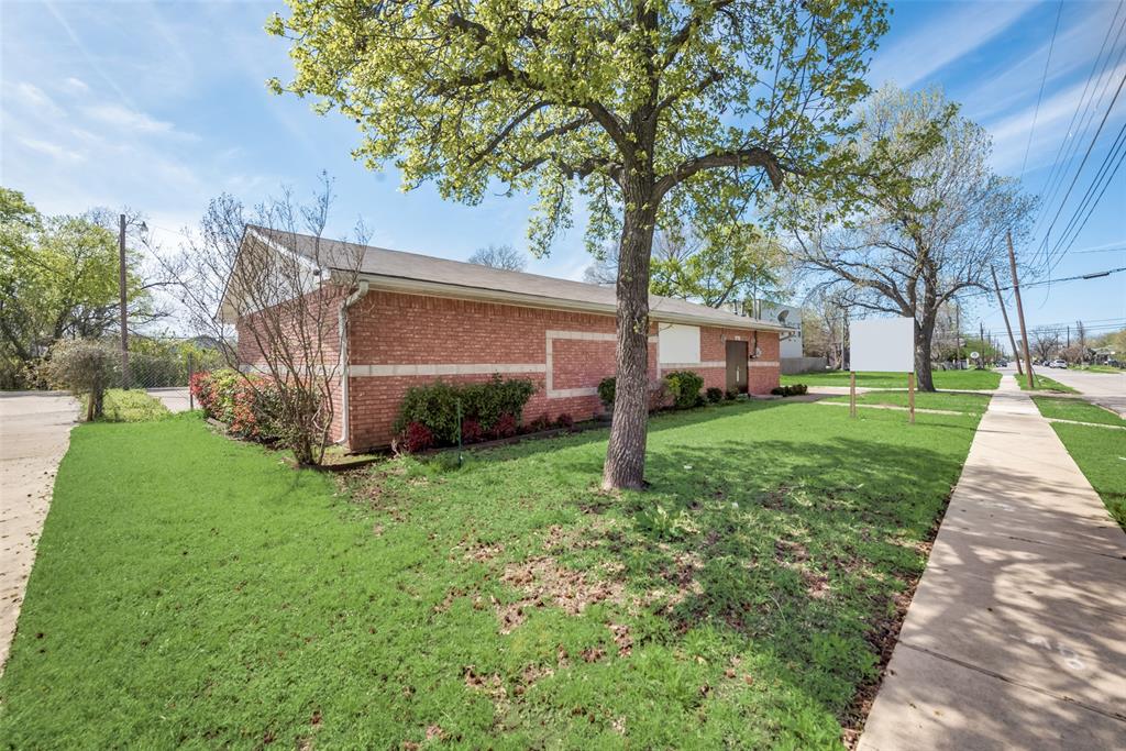 1718 Bayside Street Property Photo 4