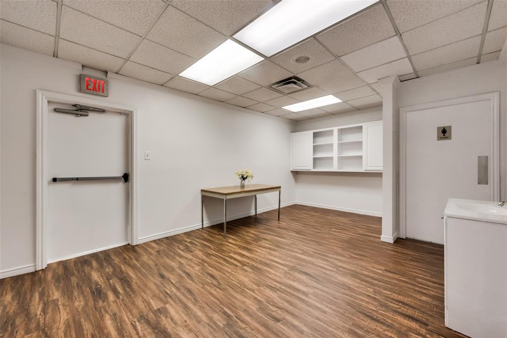 1718 Bayside Street Property Photo 8