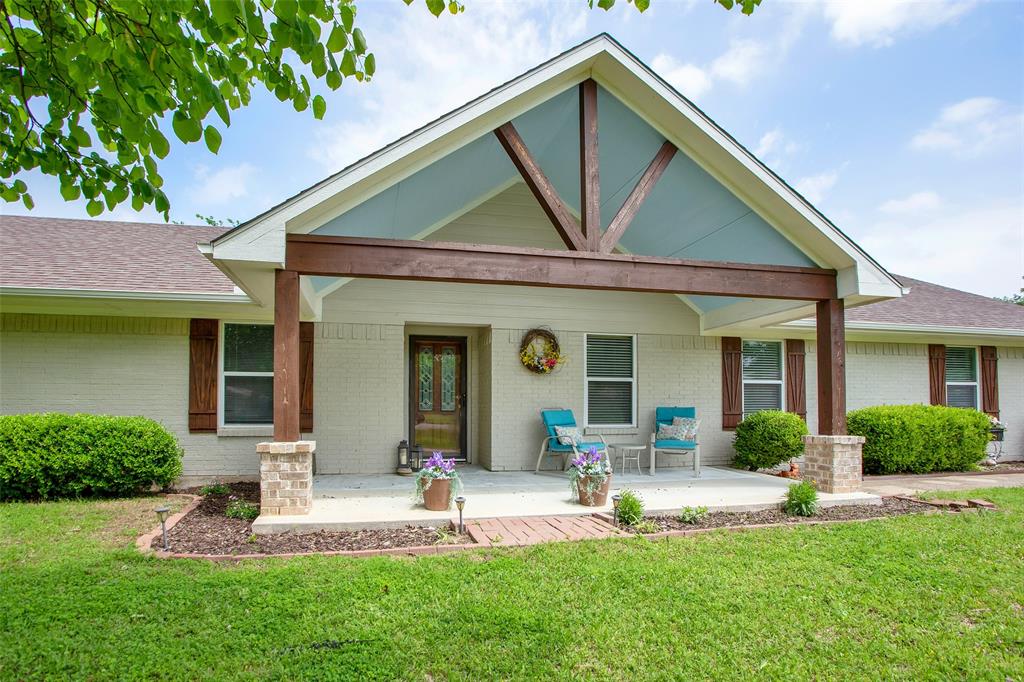 204 Pecan Street Property Photo 1