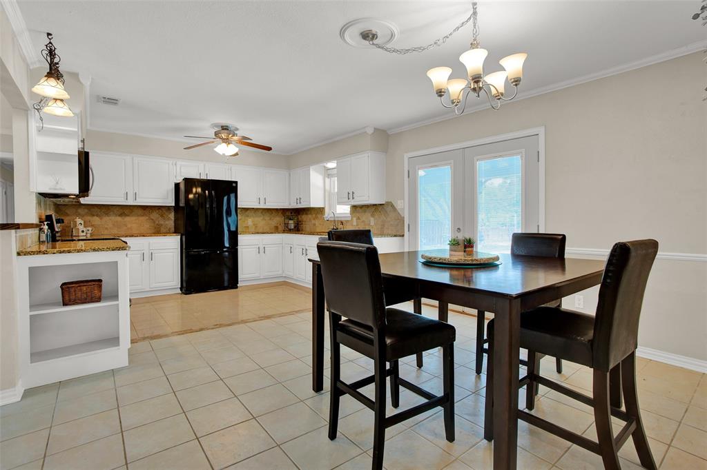 204 Pecan Street Property Photo 12